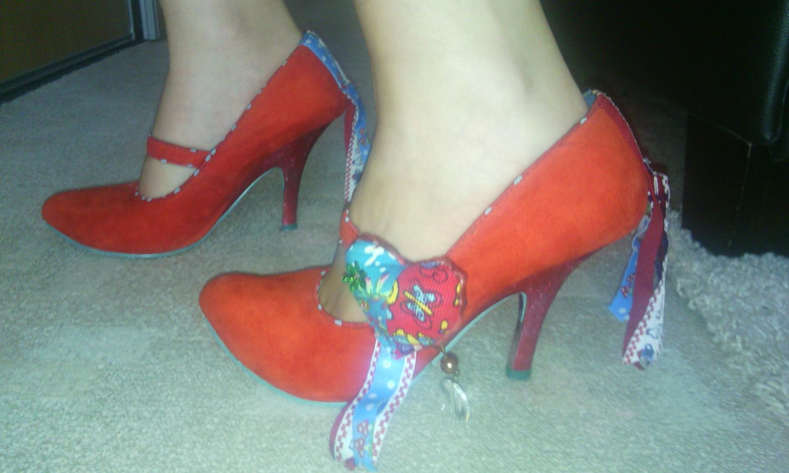 irregular choice 38