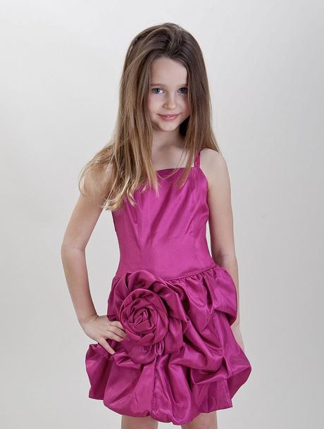 Růžové šaty k prodeji, 6-14 let - Obrázek č. 1
