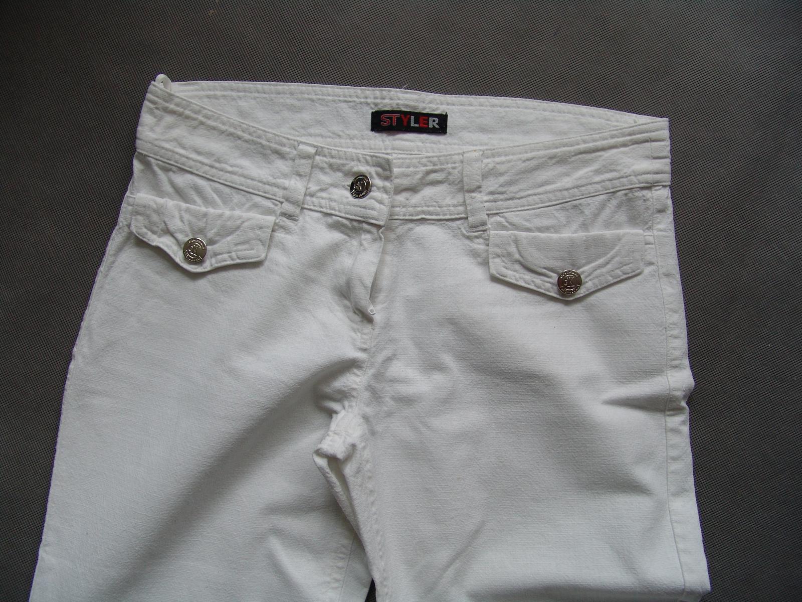 Bílé kalhoty - Obrázek č. 3