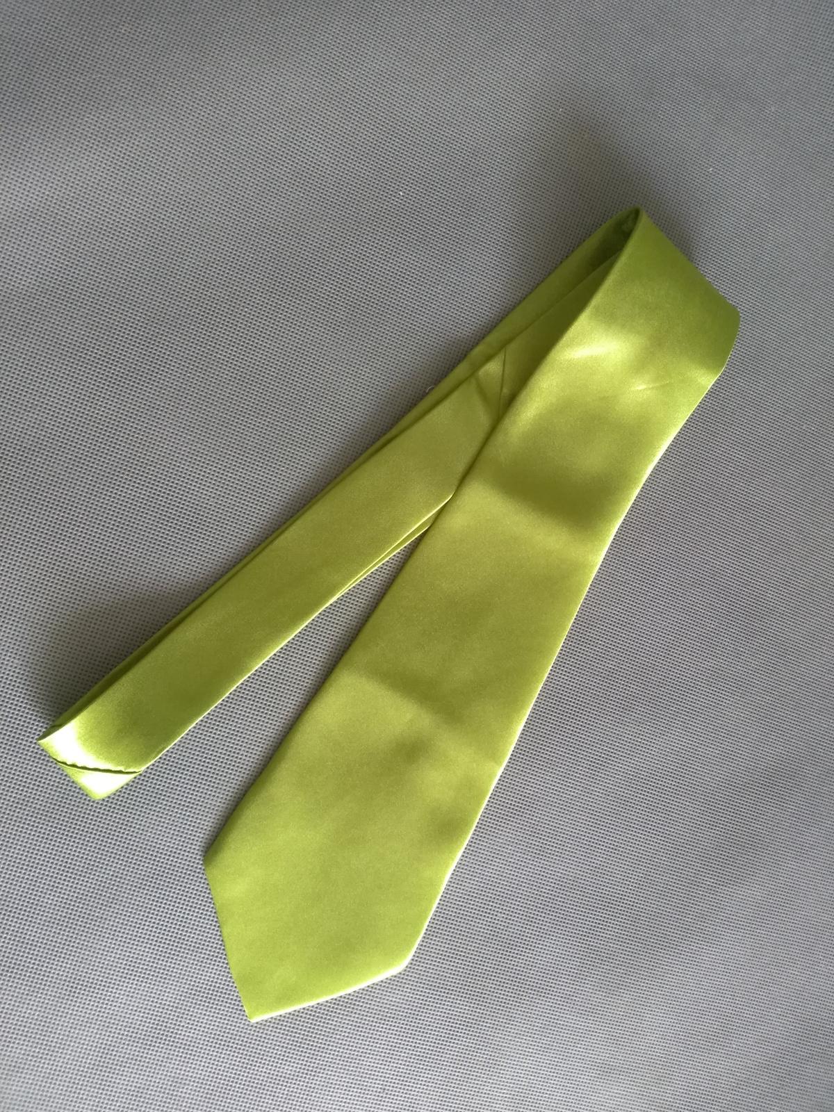 SKLADEM - zelená kravata - Obrázek č. 1