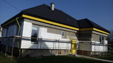 zateplovanie fasády - polystyrénom hrúbky 20 cm