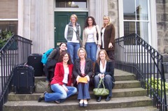 Tak to je nase druzina po prijezdu do Edinburough. Jani`s Hen party 05/05/07