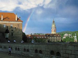 Zde mě můj nastávající požádal o ruku je to romantické město, bylo to v noci u břehu Vltavy a město bylo nádherně nasvíceno.....