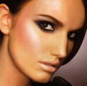 chcem výrazný make-up, najmä oči