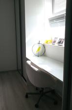 nikto to tu nevyuziva, davam prerobit na bieliznik a kreslo Eliske do izby.....
