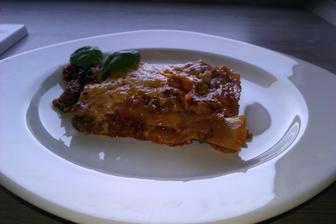 moje první lasagne...
