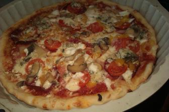 naše oblíbená pizza...