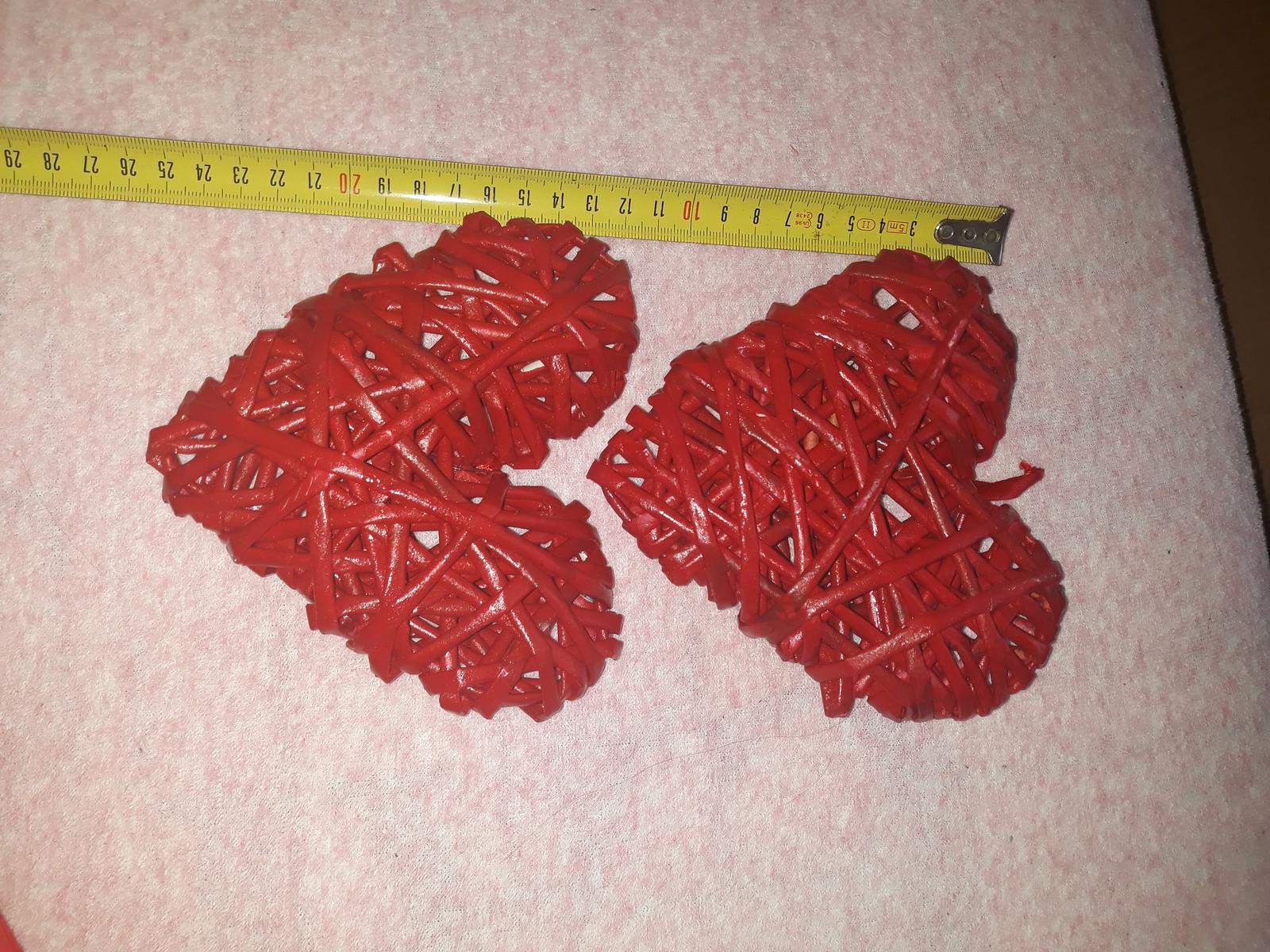 červené srdce z papírového pedigu cca 10cm - Obrázek č. 1