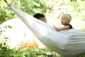 http://outsidemom.com/2011/05/make-your-own-hammock/