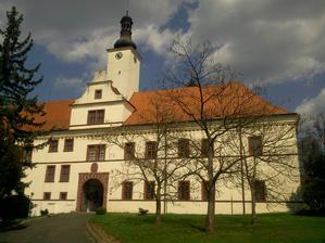 Komorní Hrádek