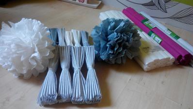 pom poms vsude kam se podívám :-)