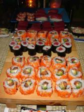 takhle dělám třeba sushi, moje zamilované jídlo; o něm uvažuji jako o možnosti během odpoledního "slavení"