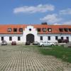 ..a tu bude hostina:) Cafe Sľuk, Rusovce