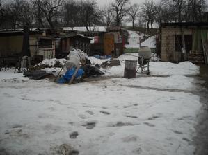 Už aby ty míchačky a hromady písku zmizely...
