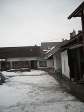 Pohled ze dvora