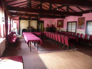 tady bude hostina