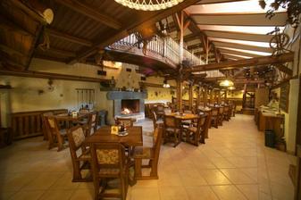 Vstupní hala restaurace. http:\\www.baltaci.cz