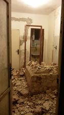 Koniec starej provizórnej kúpeľne 13/11/15