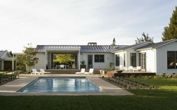 Rekonštrukcia staršieho domu zo 70-tych rokov St. Helena, California- od Schneider Design Associates v spolupráci s Jean Larrette Interior Design