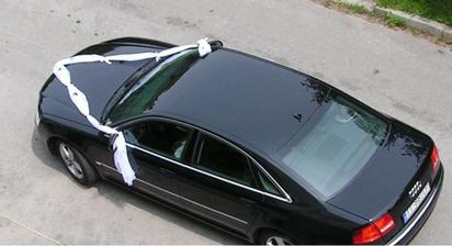 naše svadobné autíčko :)