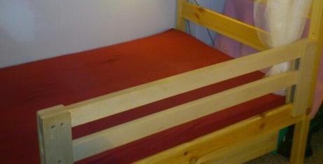 REZERVACE - Dřevěná patrová postel Klaudia 90x200 cm - Obrázek č. 2