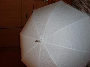 na fotenie a do dažda, ale snaď nepoužijeme