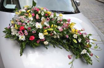 takto bolo vyzdobené auto
