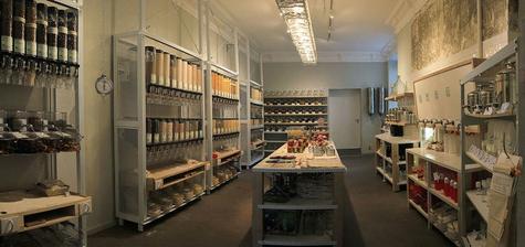 obchod 'bez odpadu' https://www.minds.com/blog/view/406323352479731712/zero-waste-grocery-store-this-is-what-every-market-on-earth-should-look-like
