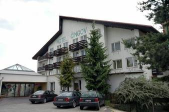 v tomto hoteli bude hostina