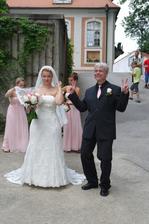 Tata delal kraviny, aby nemusel brecet;)