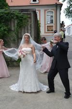 Tata delal kraviny, aby nemusel brecet;)