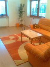 novy koberec oranzomania mojho manela