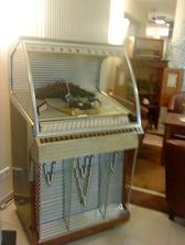 predpotopný Juke Box
