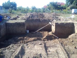 budúca garáž pod domom