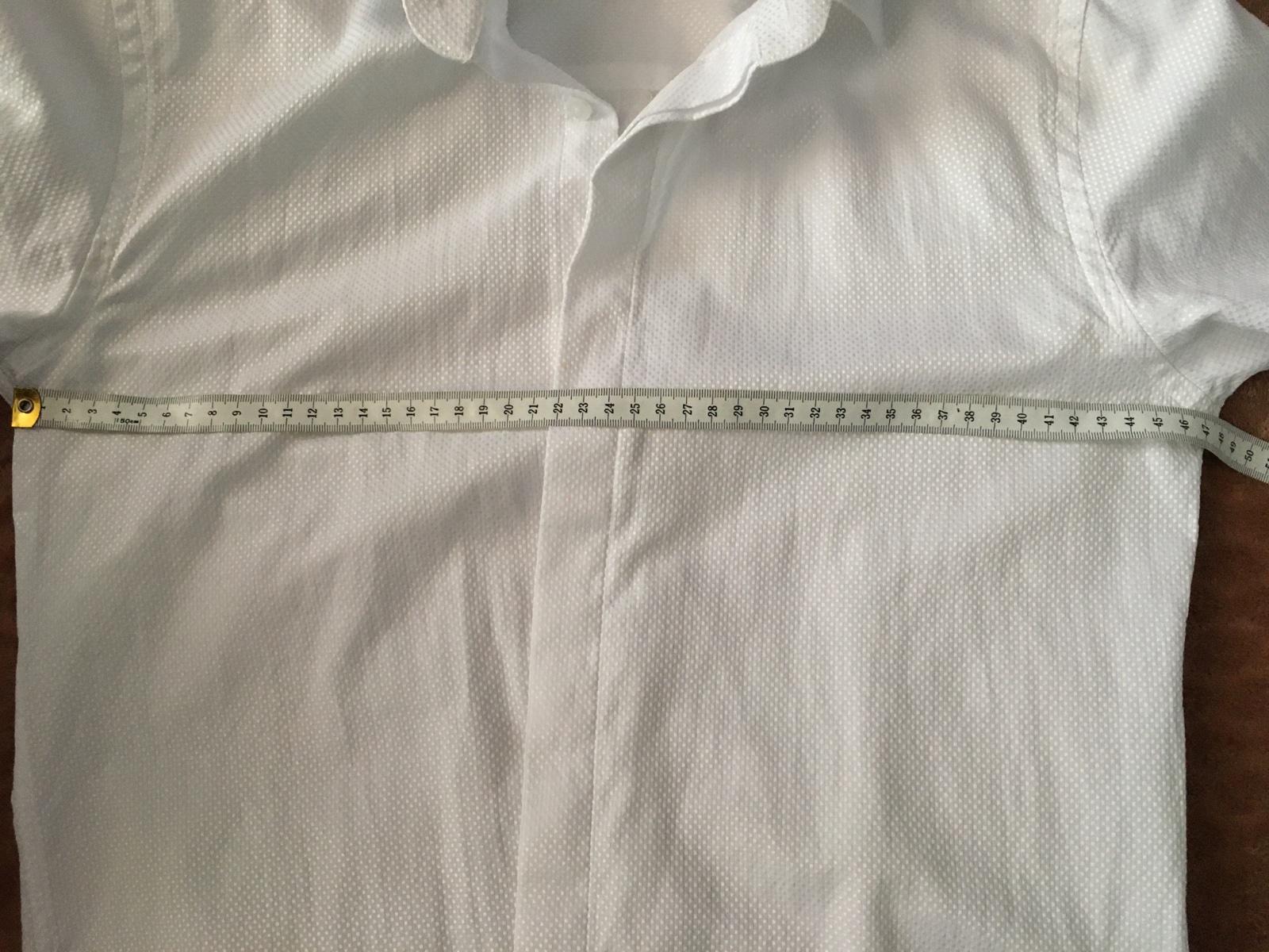Biela košeľa - Obrázok č. 2