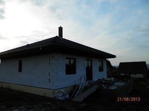 Komín hotov,ještě čepičku aby do něj nepršelo