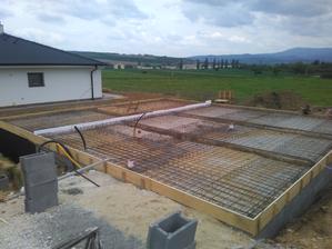 12.5.2016 posledna foto pred betonazou, armovanie dokoncene ;)