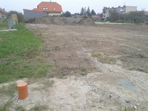 Pozemok odhrnuty