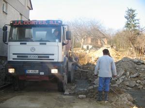 beton do zakladov...