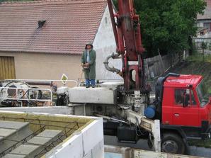 pumpa na beton...