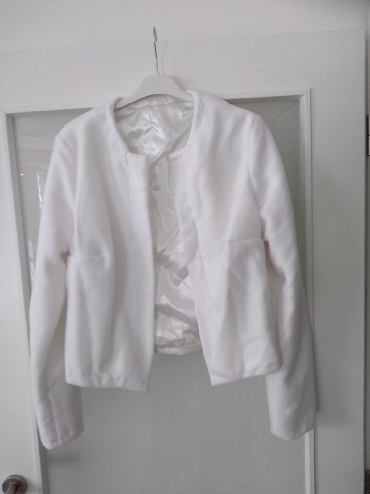Kabátek bílý - Obrázek č. 1
