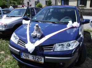 ženichovo auto, nevěstino se jaksi zapomnělo vyfotit :-(