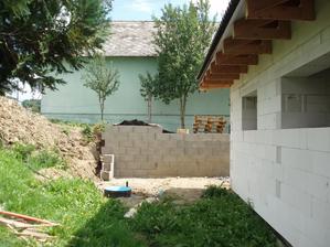 4.8.2012