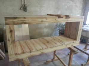 Vyroba TV stolika zo 100 rocneho dreva