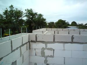 25.07.2010 konečne sme zaliali veniec