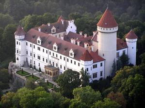 zde si řekneme své ANO :) romantický zámek Konopiště, protkaný neskutečnou historií :)