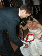 ...a ked to nalozil na lopatku, vysypala som to do igelitky s rozstrihnutym dnom...ine podrazy :)))