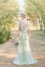 Claire Pettibone