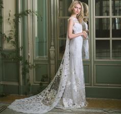 Claire Pettibone