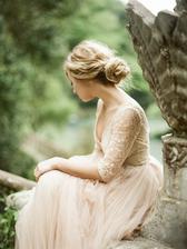 BOUTON (Anastasia Ptica)